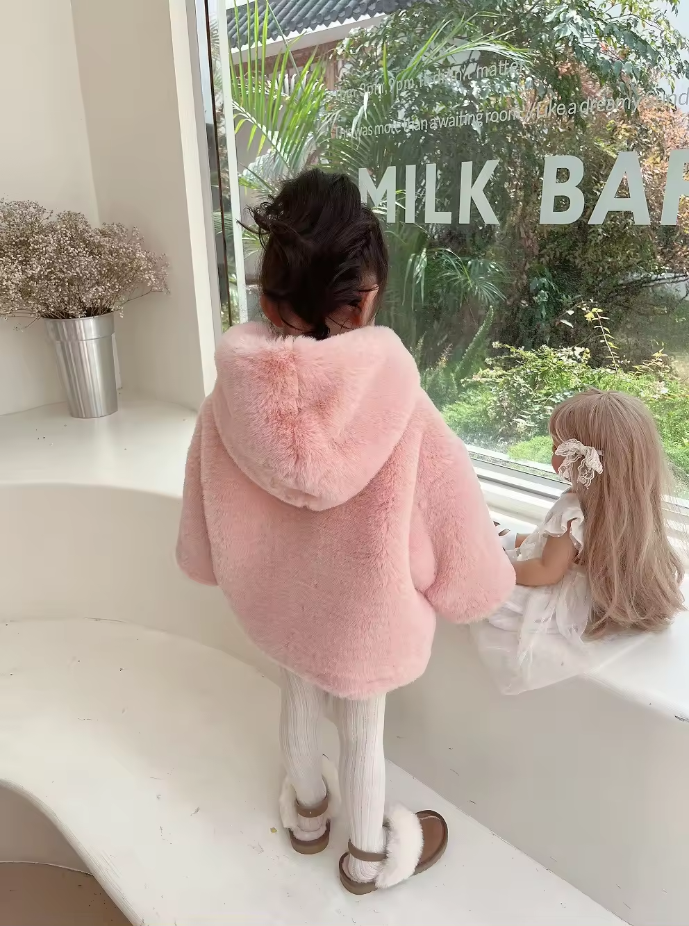 Winter childrens plush outerwear - Image 4